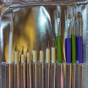 Clyppi Nail Art Brushes Set